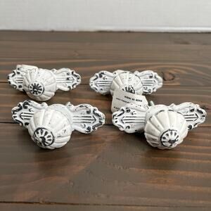 4 White Cast Iron Rustic Farmhouse Drawer Pulls Knobs with Backplate Screws NWT